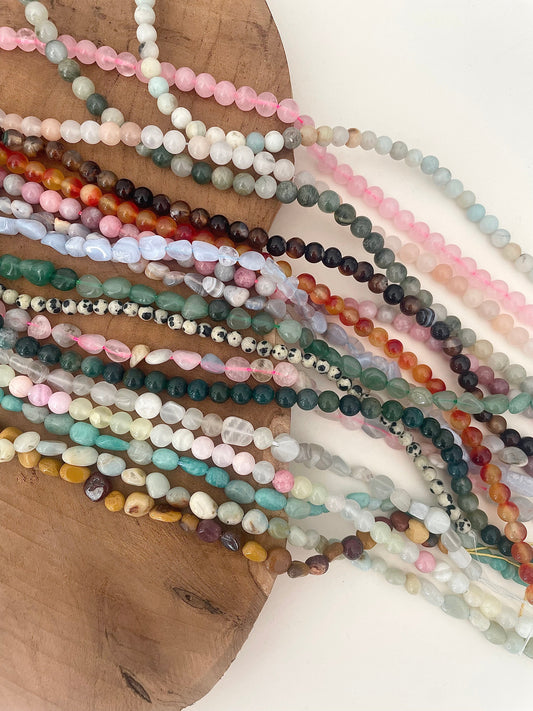 Ensemble de pierres naturelles sur fil. Quelle pierre choisir ? 
