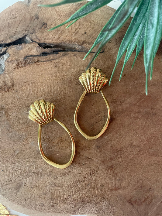 Boucles coquillage acier inox doré gros bijou tendance 2026