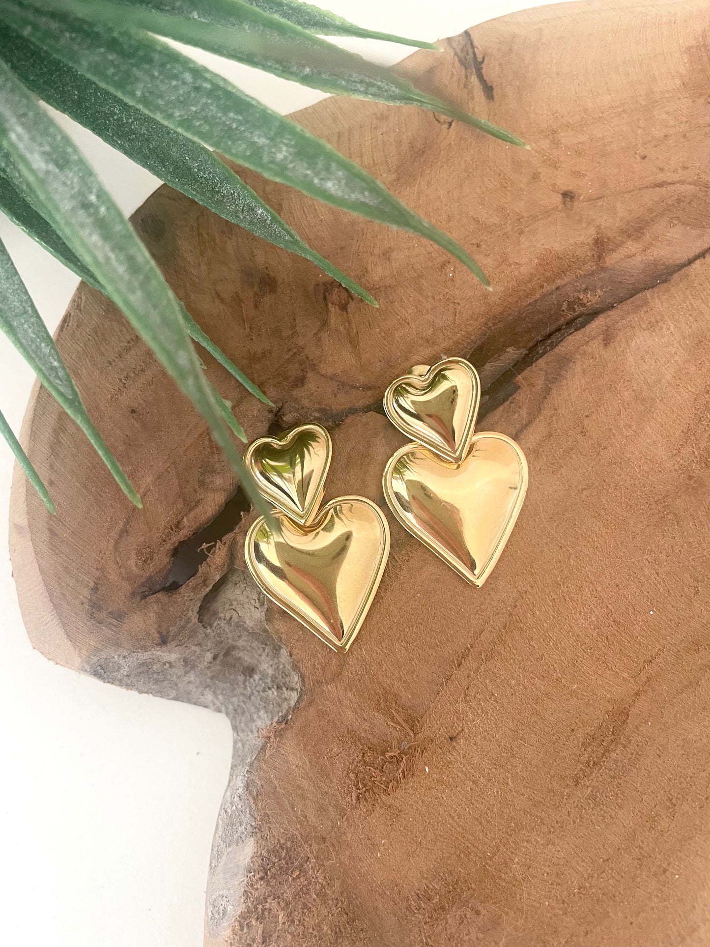 Petite boucles d’oreilles double coeur acier inox doré amour