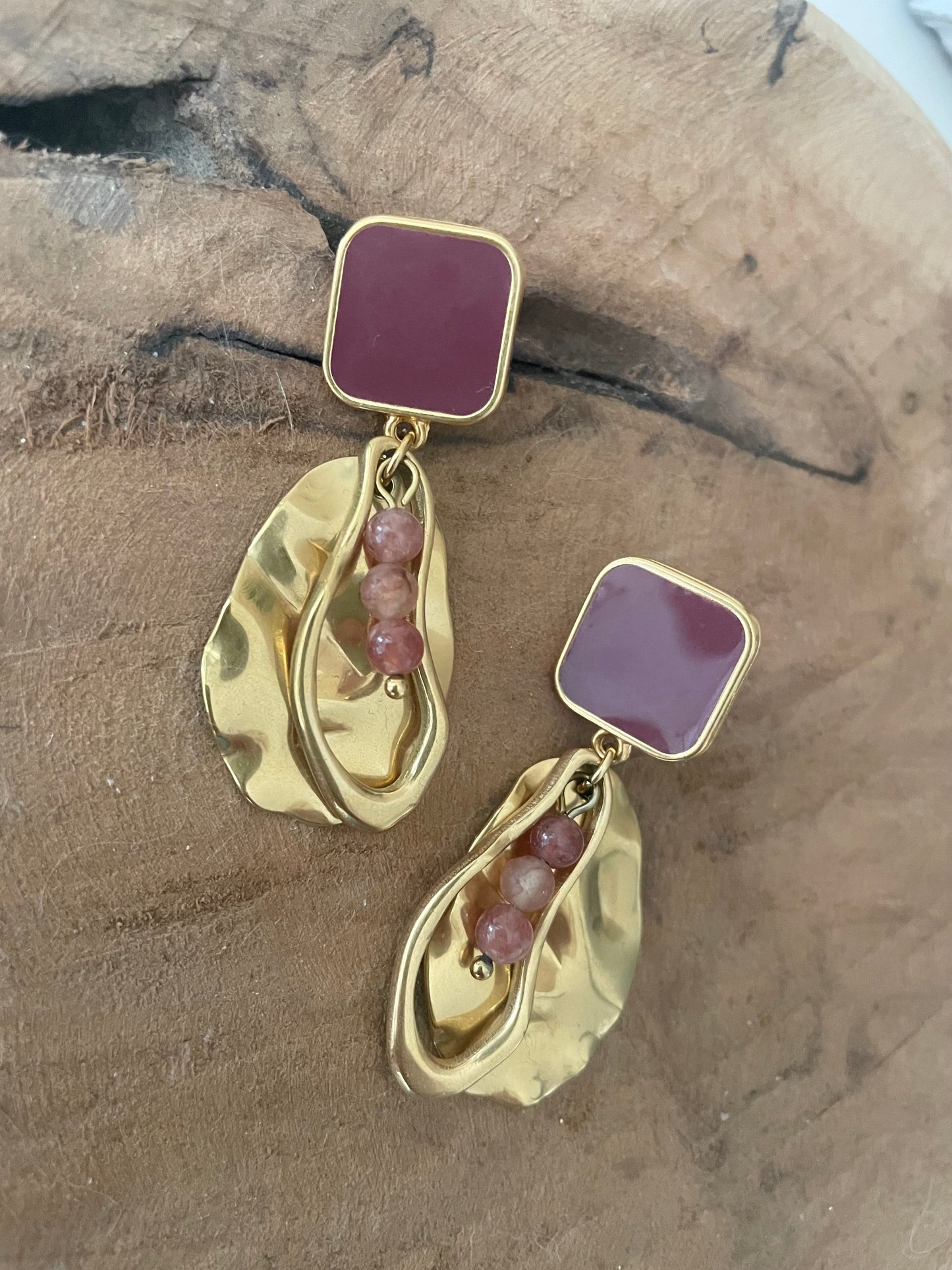 Boucles d’oreilles création unique bordeaux doré et pierre naturelle de jaspe rose artisanat