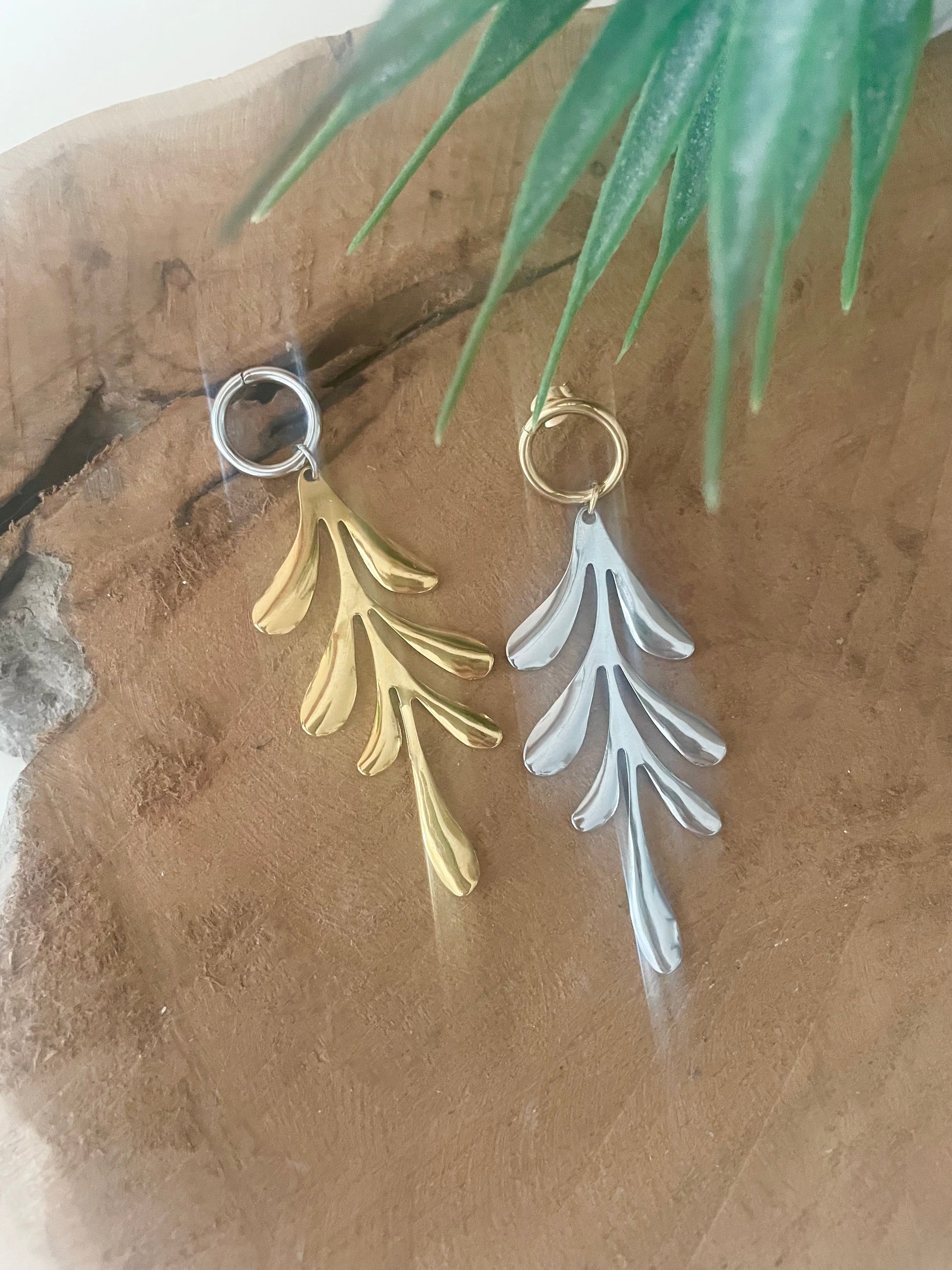 Boucles d’oreilles feuilles acier inoxydable doré et argenté