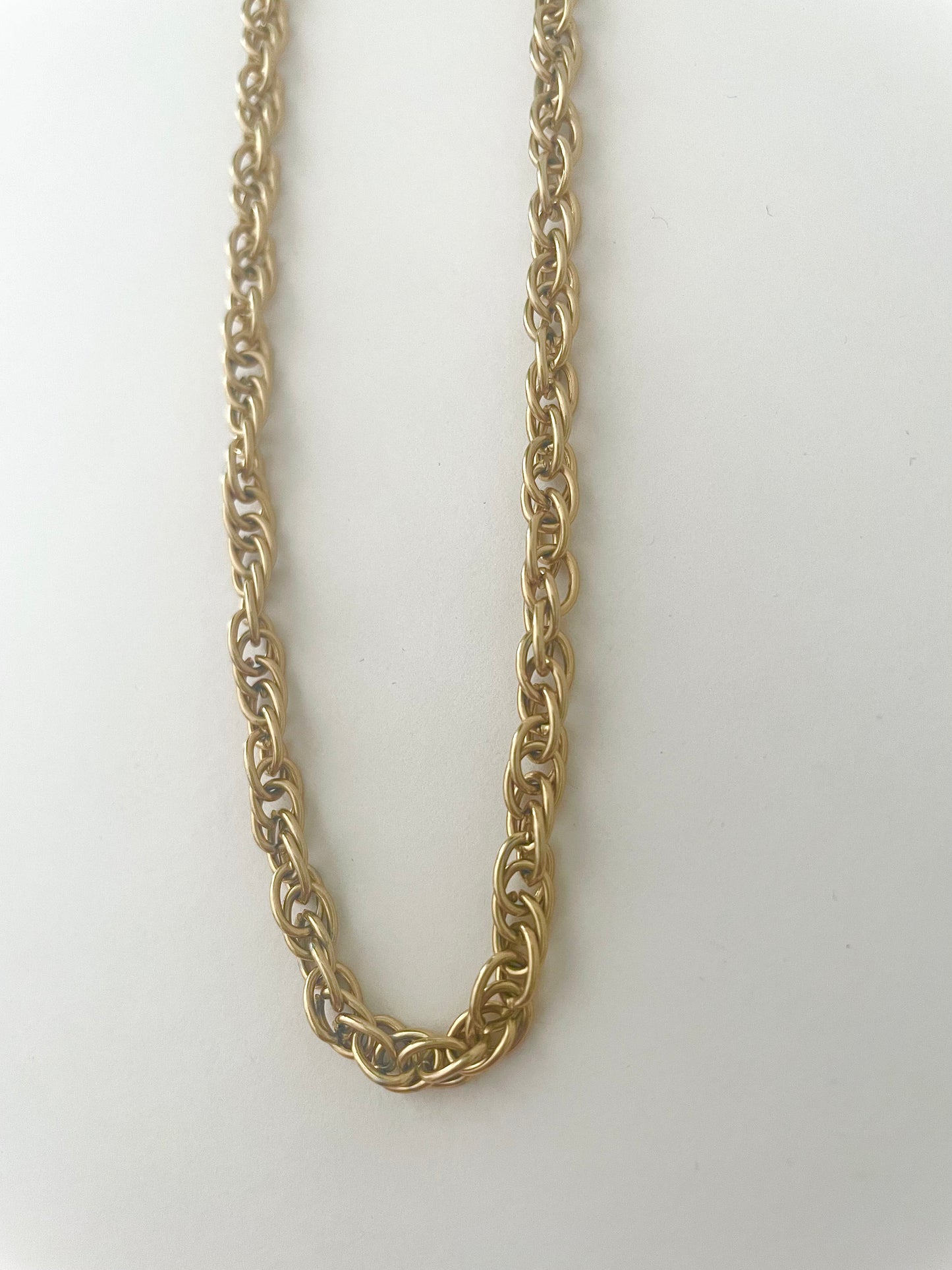 Collier doré chaîne maille singapour