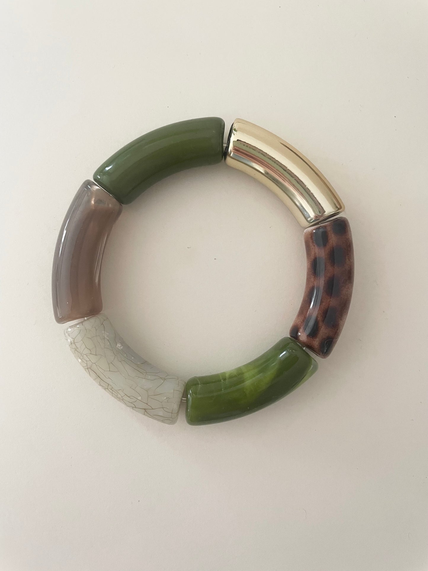 Bracelet LILIANE vert marron doré léopard détail