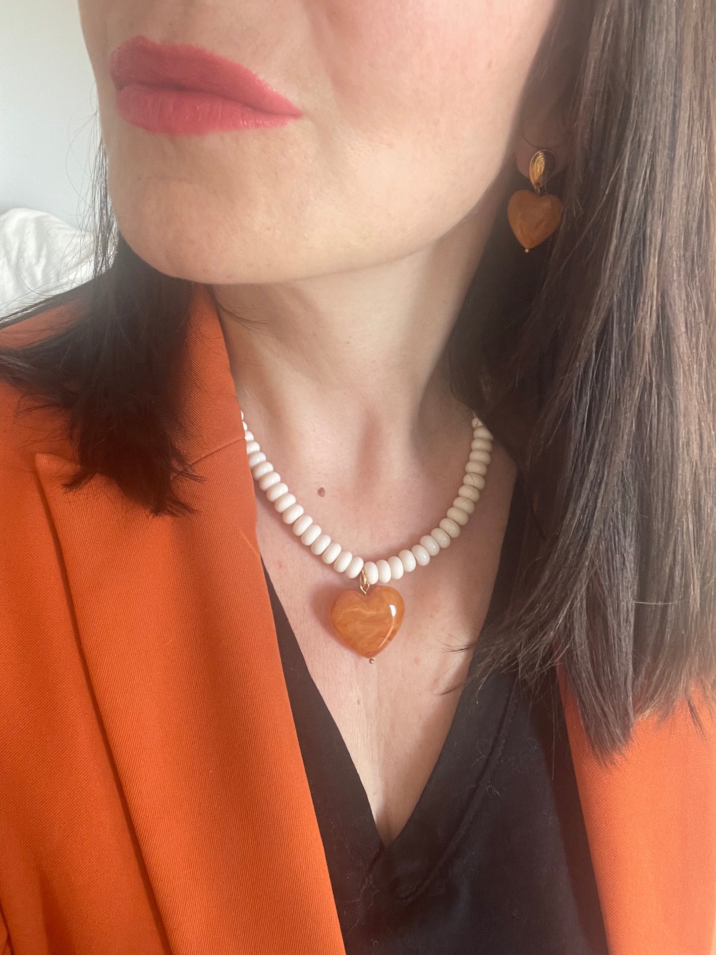 Collier artisanal orange ambré création originale fait main