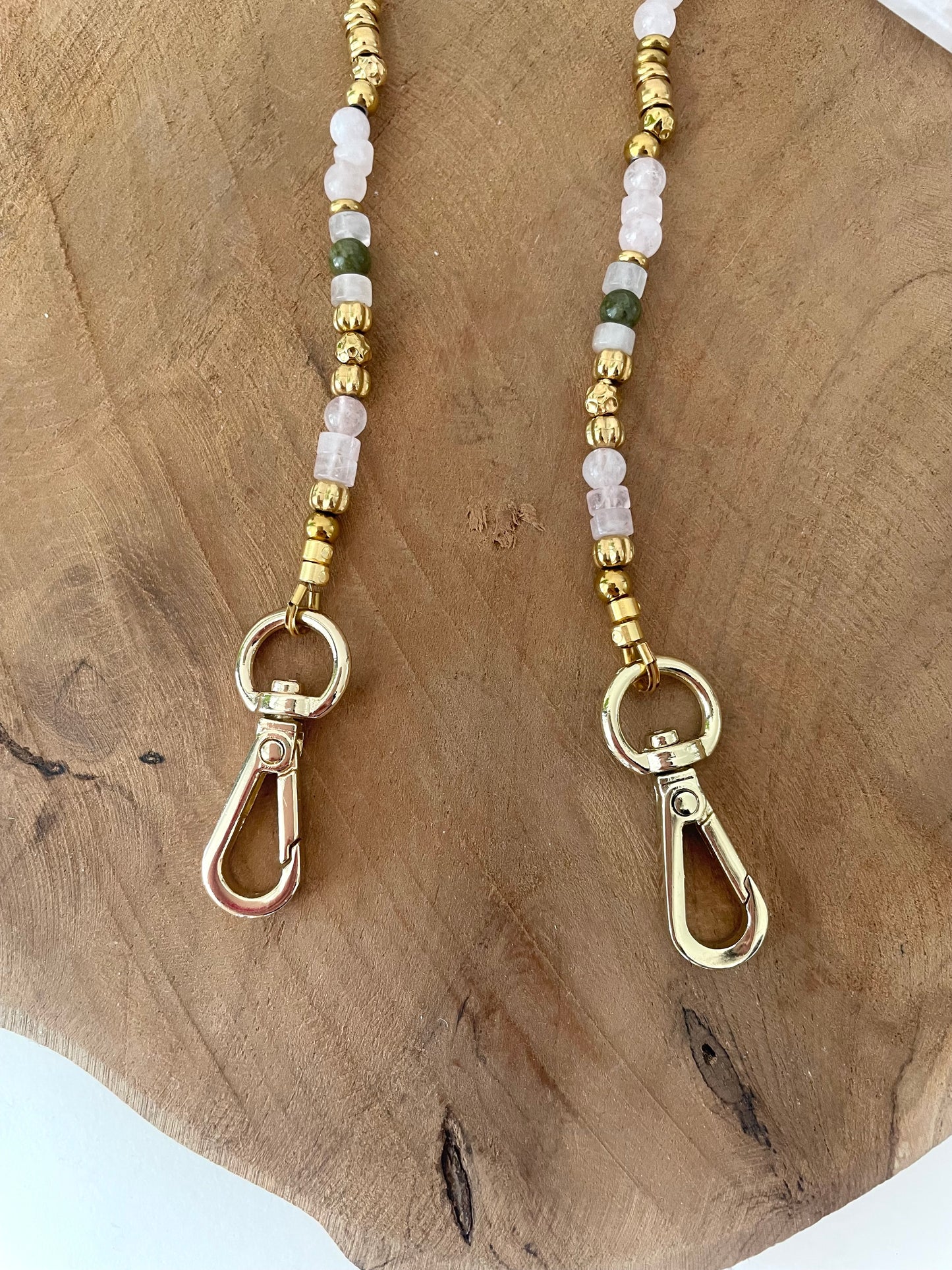 Chaîne pour téléphone en pierre naturelle quartz rose et doré