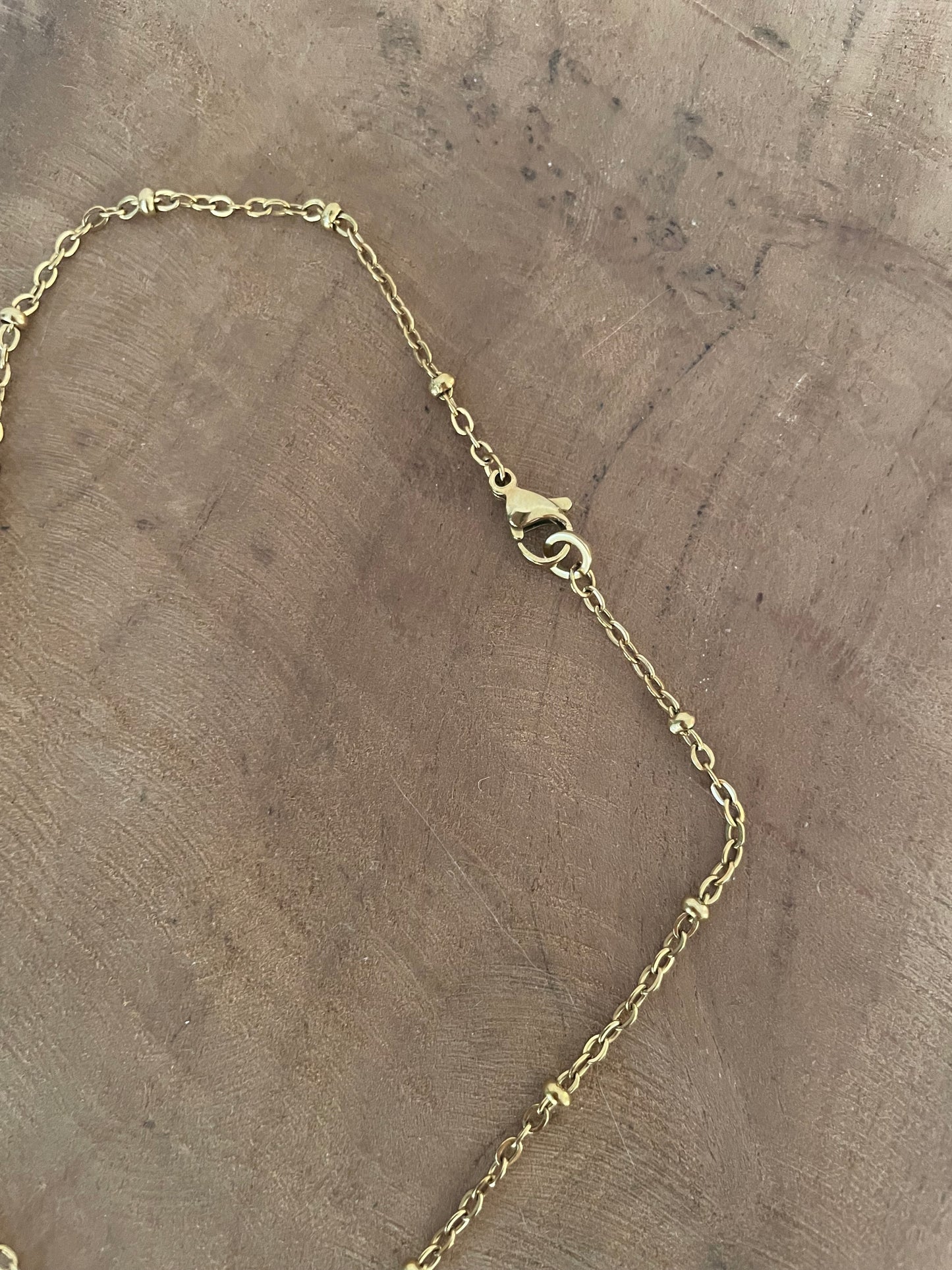 Collier étoile de mer dorée chaîne fantaisie