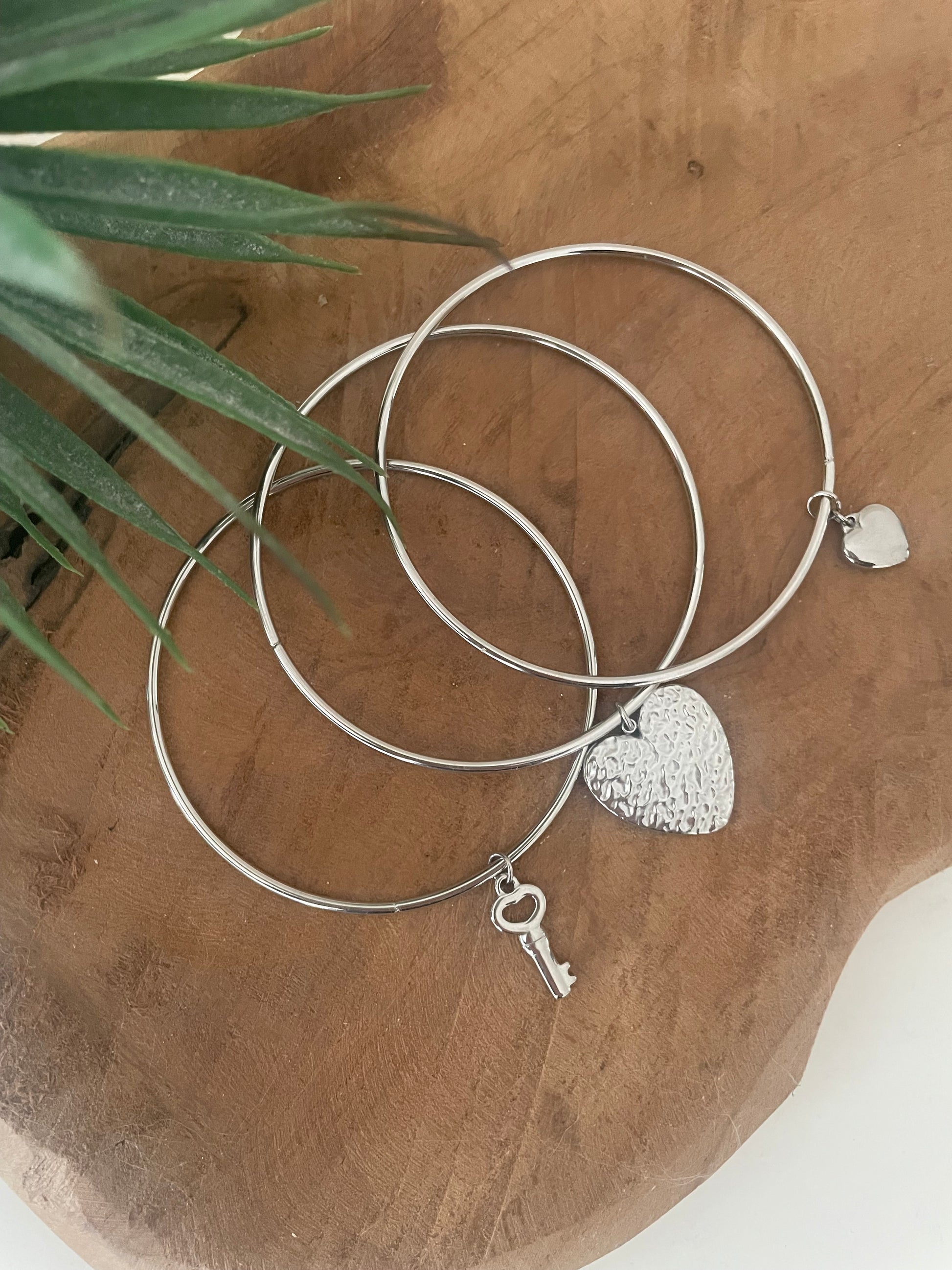 Lot de 3 bracelets joncs fins argentés la clef de ton cœur en acier inoxydable fait main