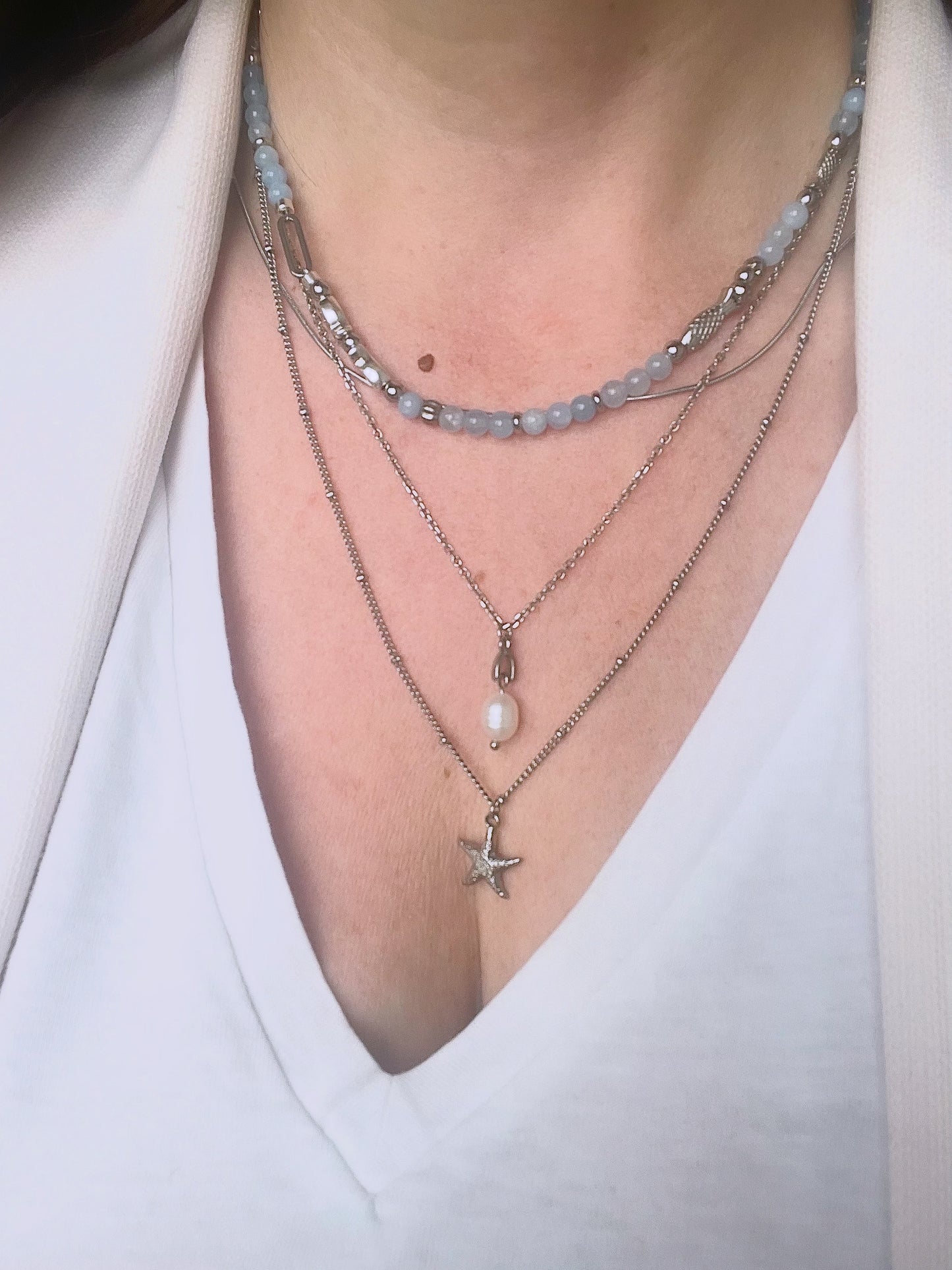 Collier court - ras de cou le poisson Jeanne en pierre naturelle jade bleu et argenté