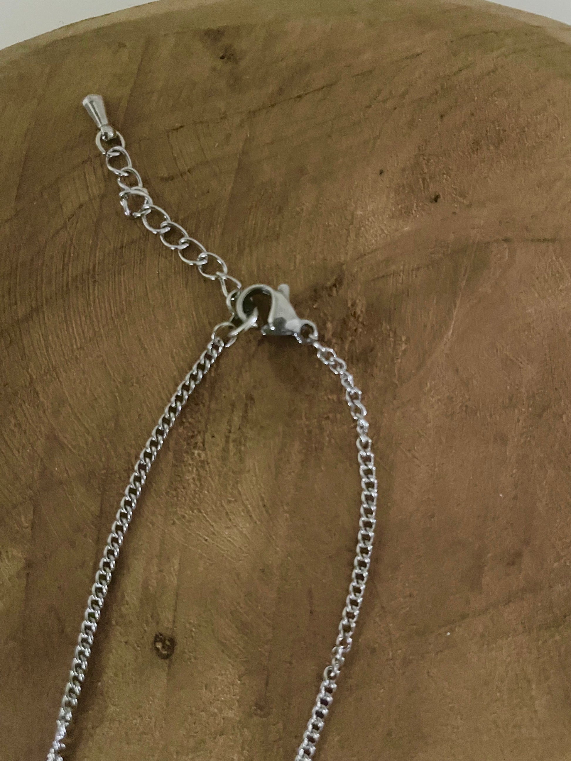Fermoir mousqueton ras de cou coeur argent