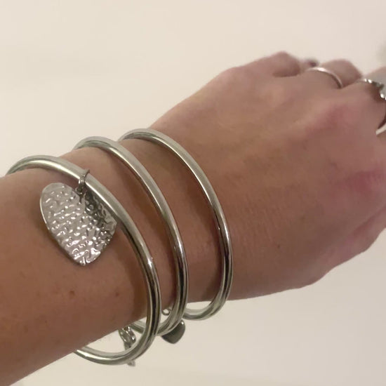 Vidéo la clef de ton coeur bracelets argent et breloques