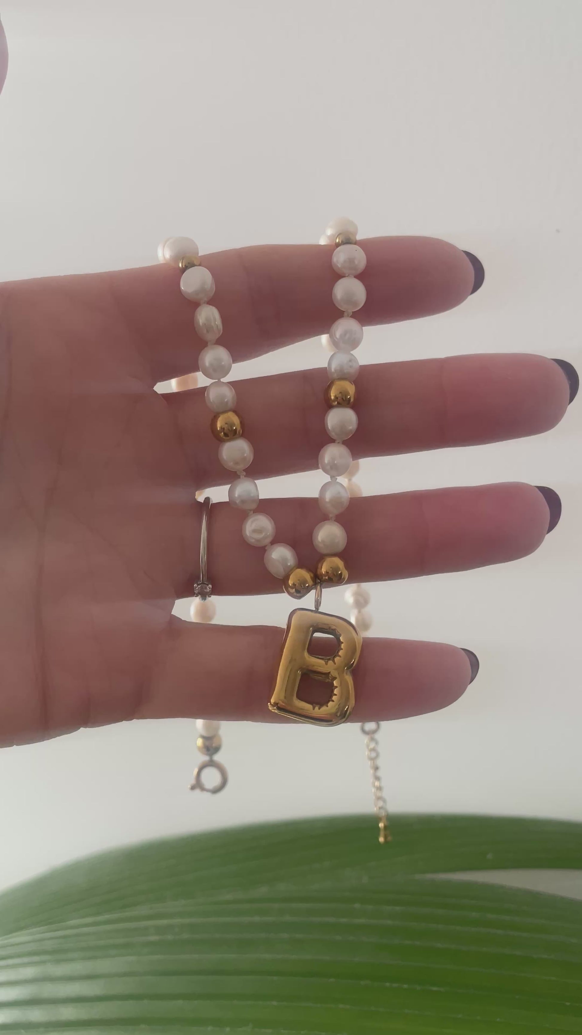 vidéo détail collier perles eau douce artisanat français